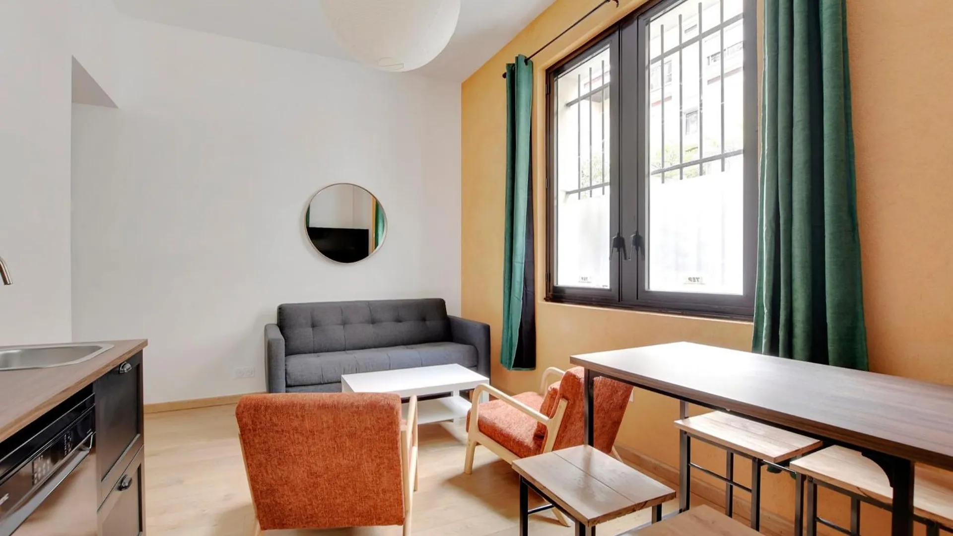 Pick A Flat'S Apartments In Montmartre - Rue Des Cottages Paris