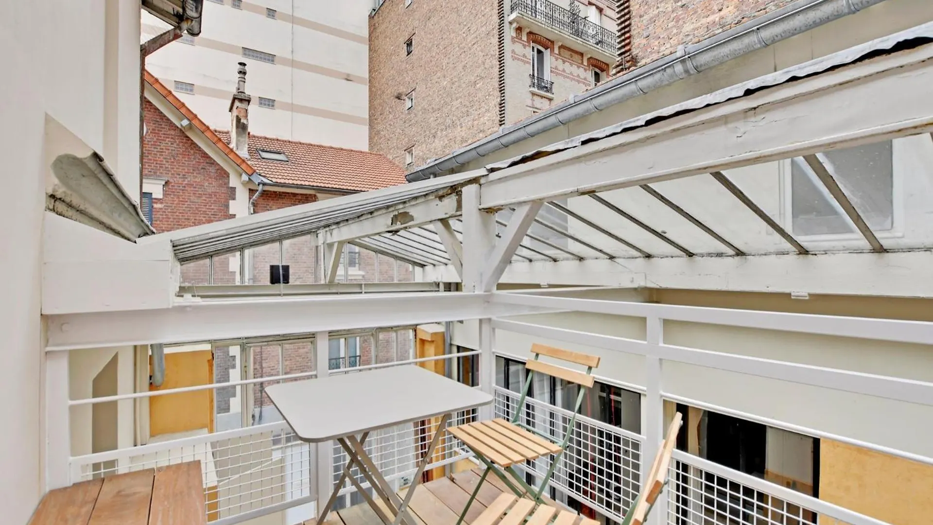 Pick A Flat'S Apartments In Montmartre - Rue Des Cottages Paris Fransa