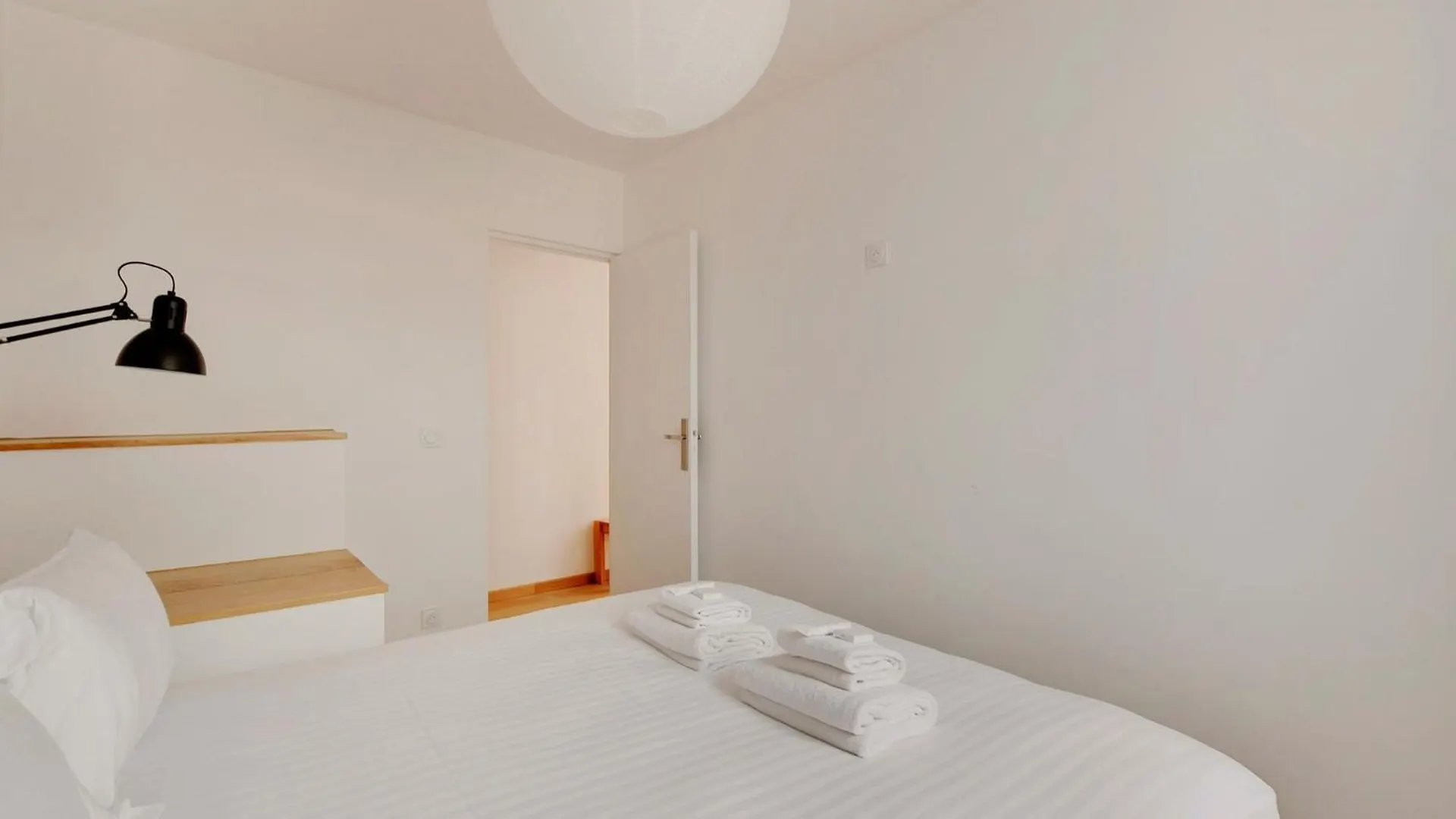 Pick A Flat'S Apartments In Montmartre - Rue Des Cottages Paris