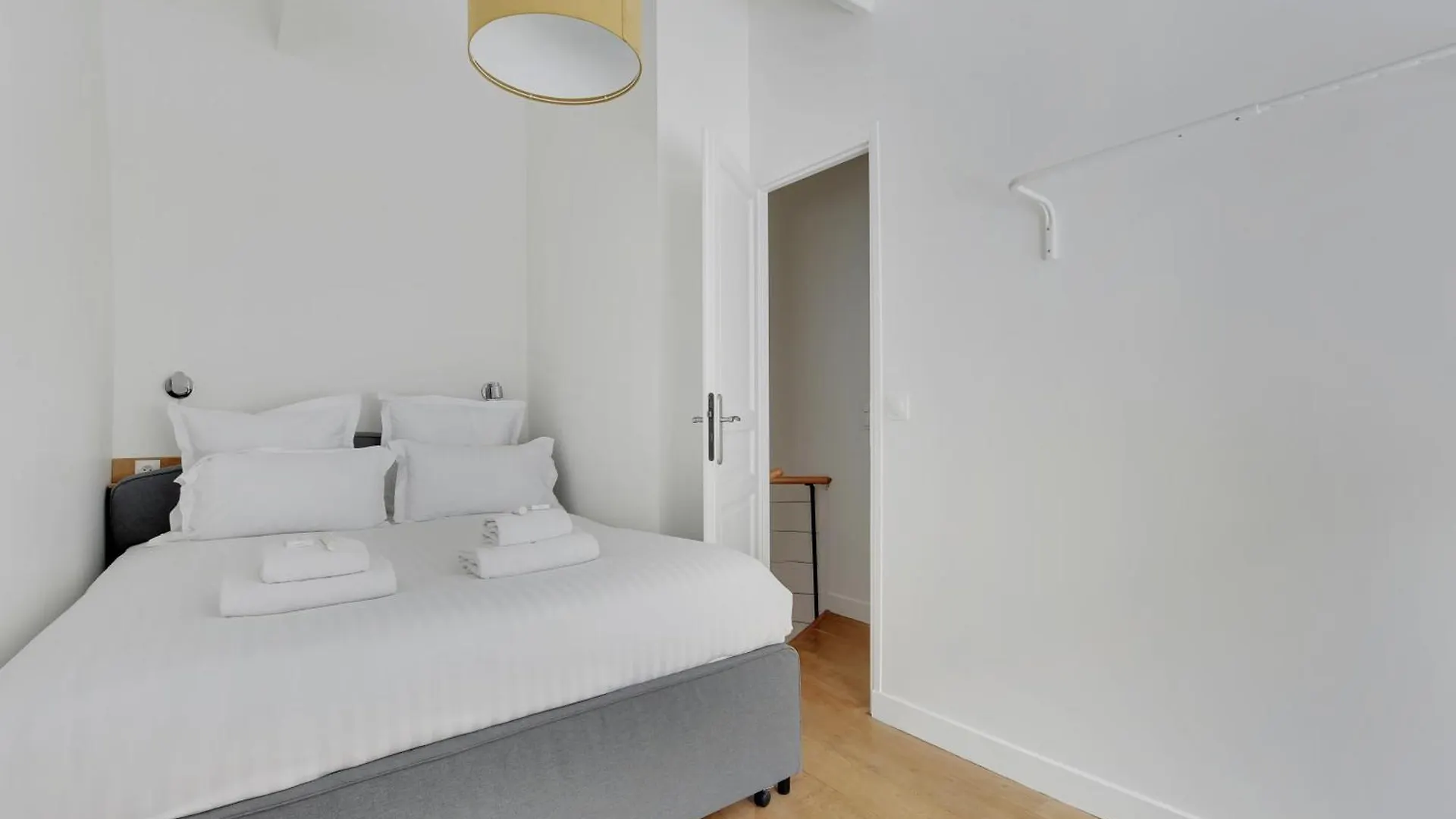 Pick A Flat'S Apartments In Montmartre - Rue Des Cottages Париж