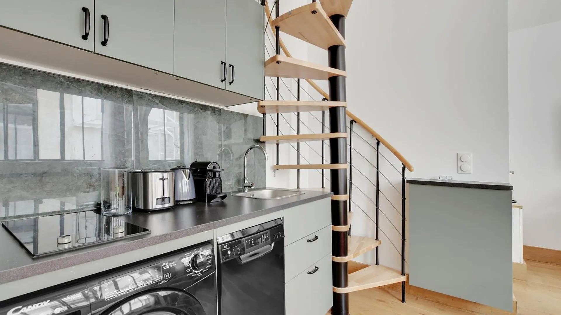 Pick A Flat'S Apartments In Montmartre - Rue Des Cottages Париж 0*,  Франция