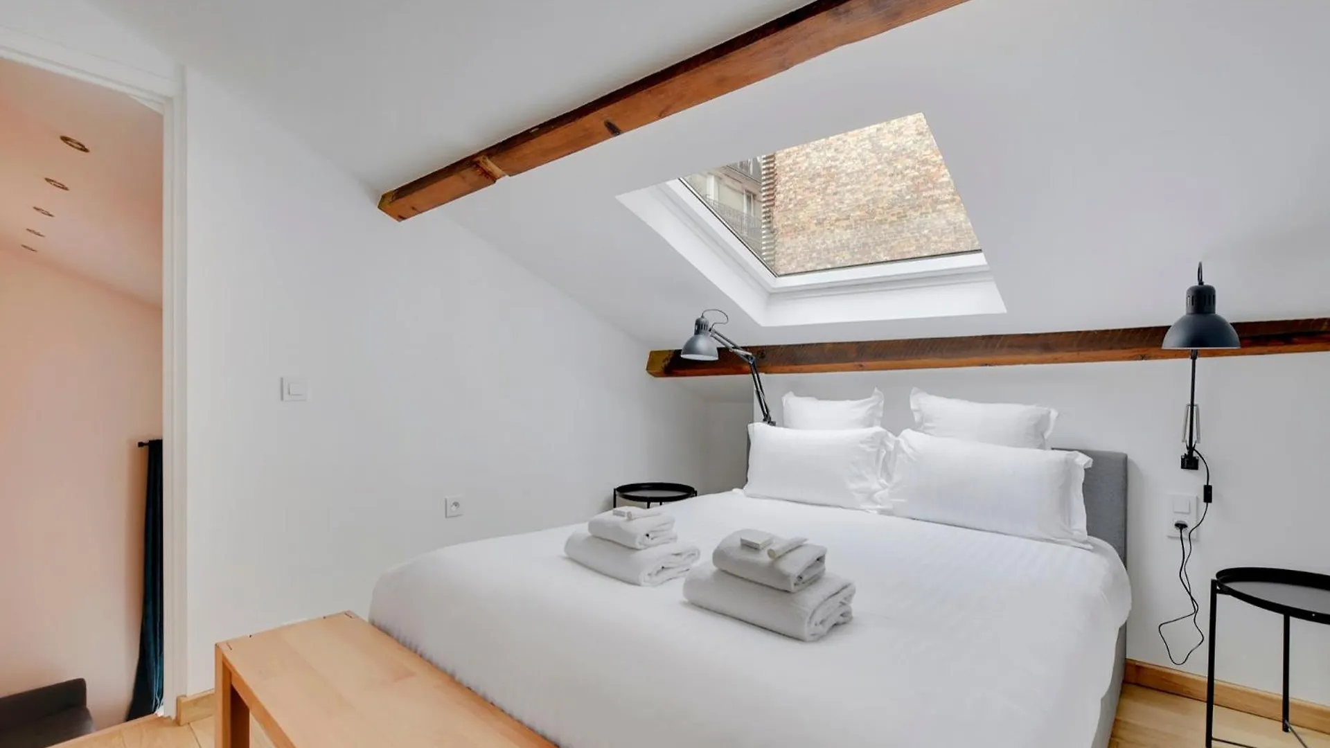 Pick A Flat'S Apartments In Montmartre - Rue Des Cottages Париж