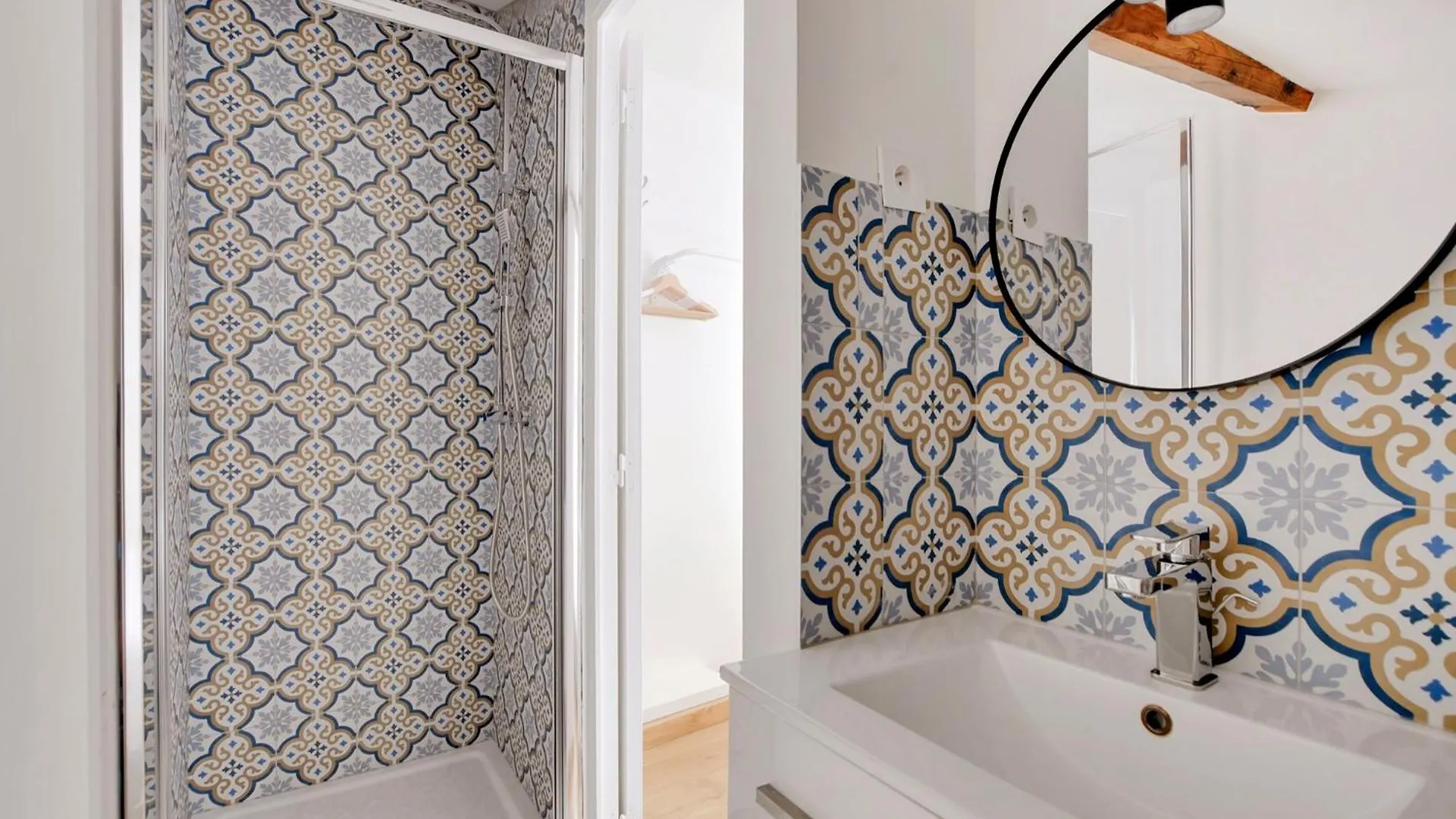 Pick A Flat'S Apartments In Montmartre - Rue Des Cottages París 0*,  Francia