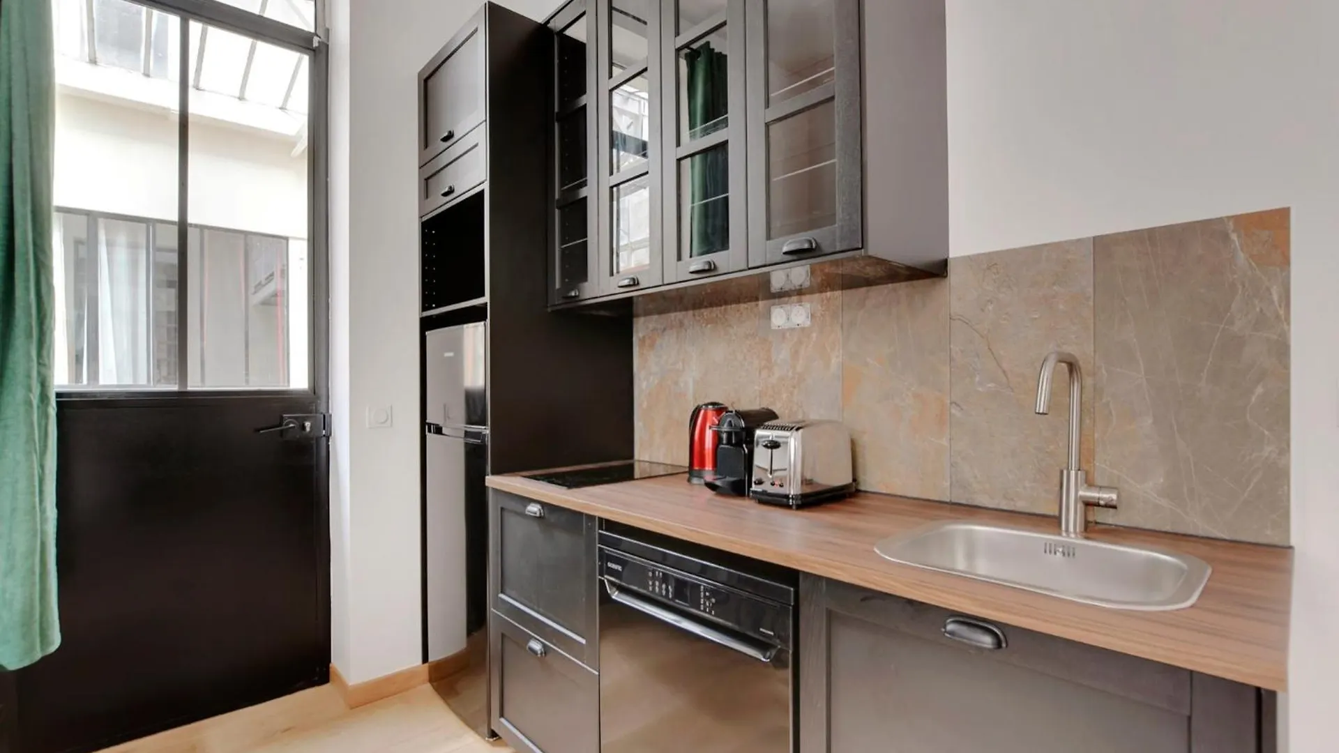 Pick A Flat'S Apartments In Montmartre - Rue Des Cottages París Francia
