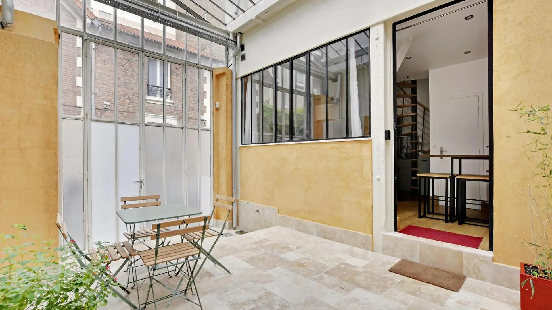 Pick A Flat'S Apartments In Montmartre - Rue Des Cottages Paris